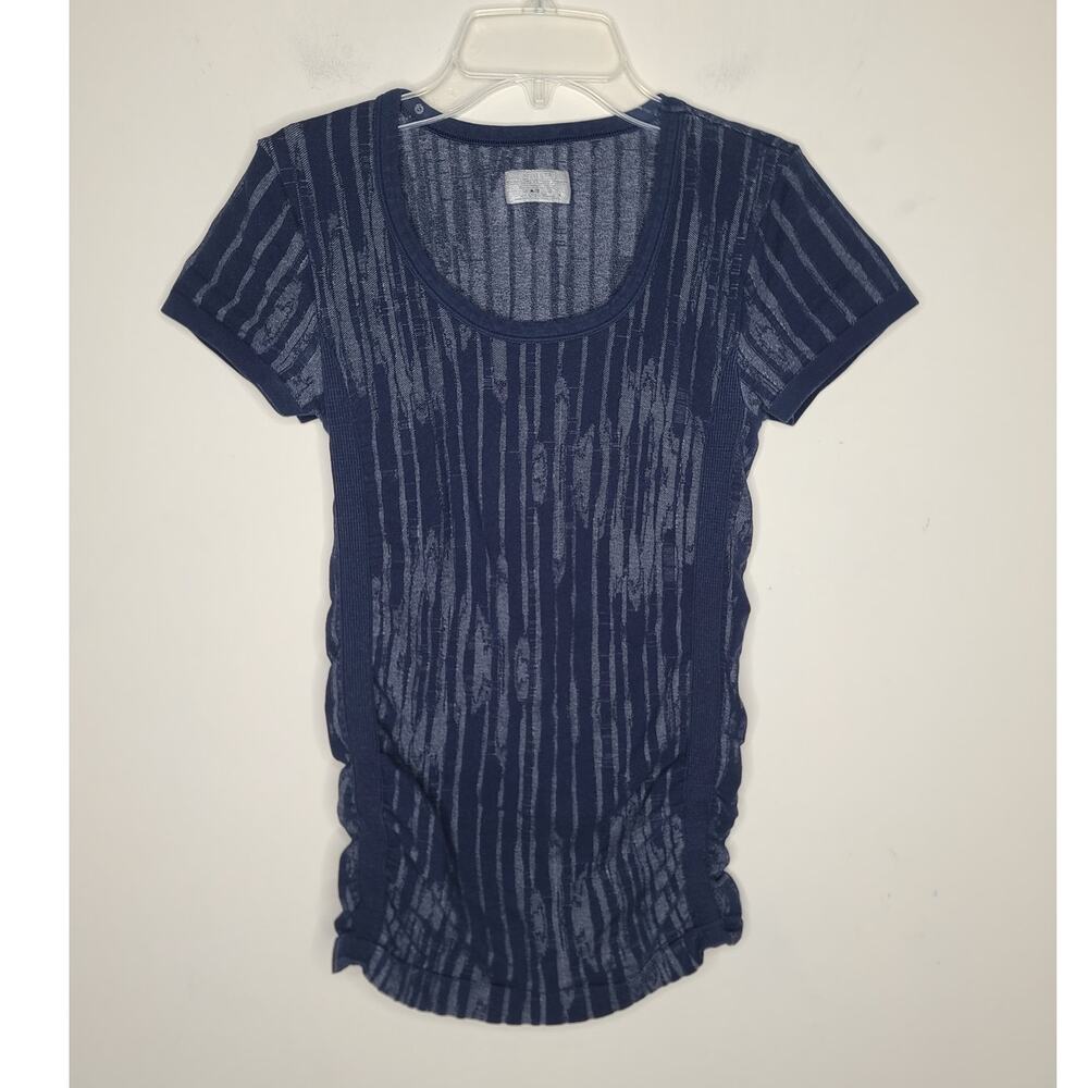 Athleta navy blue fitted short sleeve workout shirt ruched sides - small